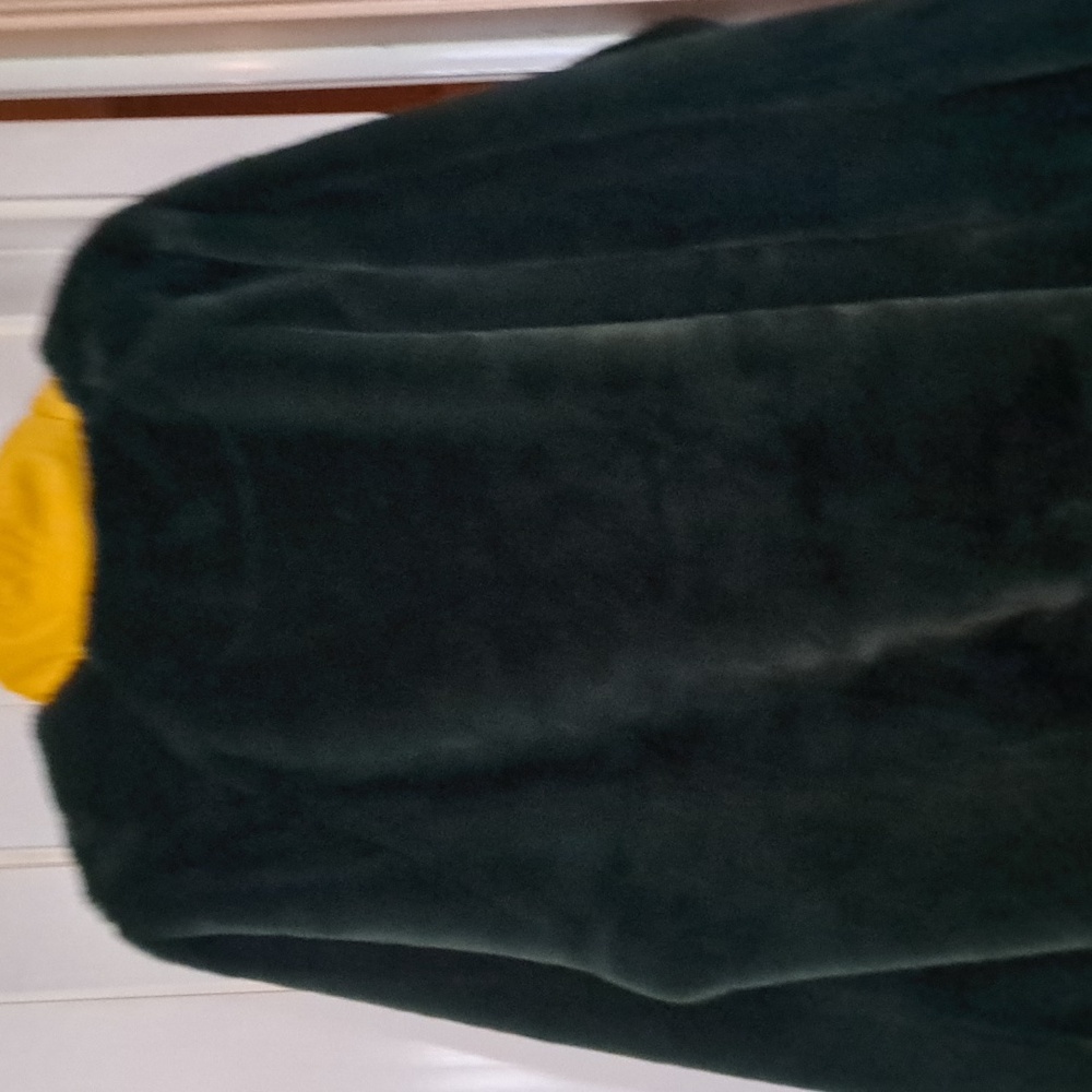 Fuzzy Packers Jacket - Picture 5 of 7